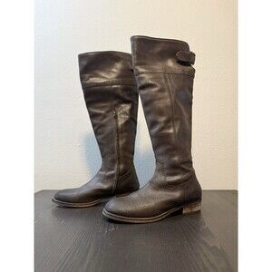 Brown Leather Knee High Boots Textured Low Heel Riding Style Equestrian Size 9.5